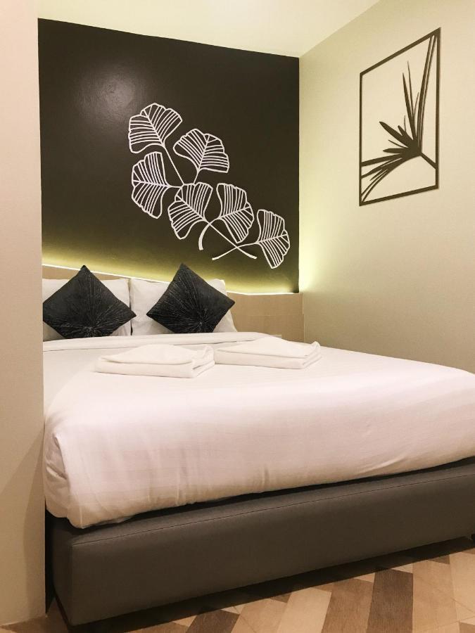 Sj Miracle Hotel Хат Яй Екстериор снимка