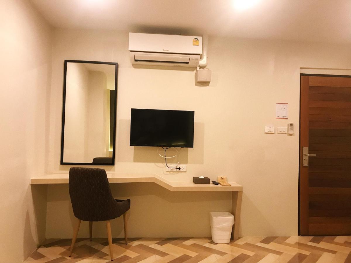 Sj Miracle Hotel Хат Яй Екстериор снимка