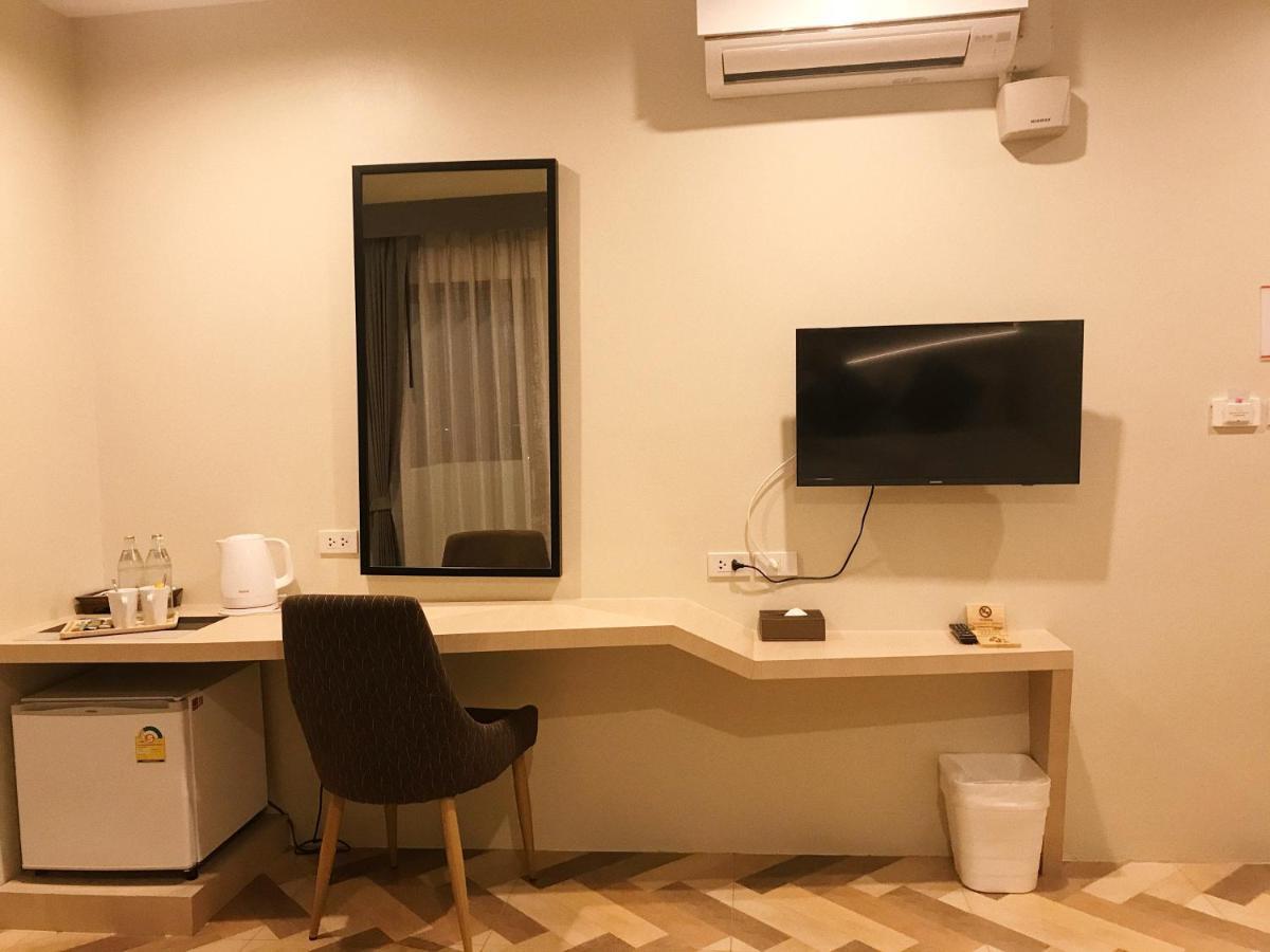 Sj Miracle Hotel Хат Яй Екстериор снимка